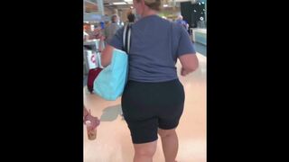 Giant BIG BODIED WOMAN PAWG MILF Candid