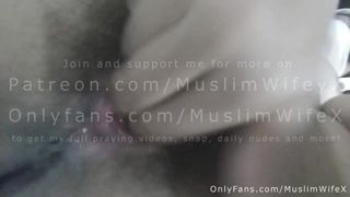Arabian Muslim Hijabi Mom العربية الجنس أمي Gushing Cums Snatch On Live Online camera In Niqab Arabia MILF