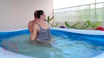 Outdoor sex. Fuck a chick in the mouth and snatch when she is underwater! one