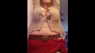 Belly Dancing, Voluptuous Breasts Booty and Hips like Shakira, BIG BODIED WOMAN Thick Stomach Control
