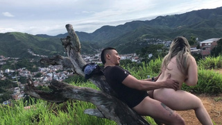 Colombian old, arrives at the hill so my friend can fill her with milk