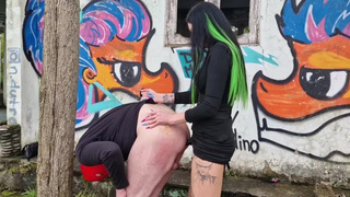Dominatrix Nika put the slave in doggy style and banged him in the butt