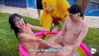 Frisby's chicken organizes fight between ALIX VLOGS and LARA ROSS to see who will fuck his meaty schlong