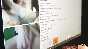 Watching MILF Wife Masturbating with Naked Stranger on Omegle