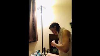 NAKED GIRLFRIEND SPYCAM - what “doing her Ab Workout” really Means...